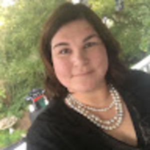 Meet your Posher, Julie